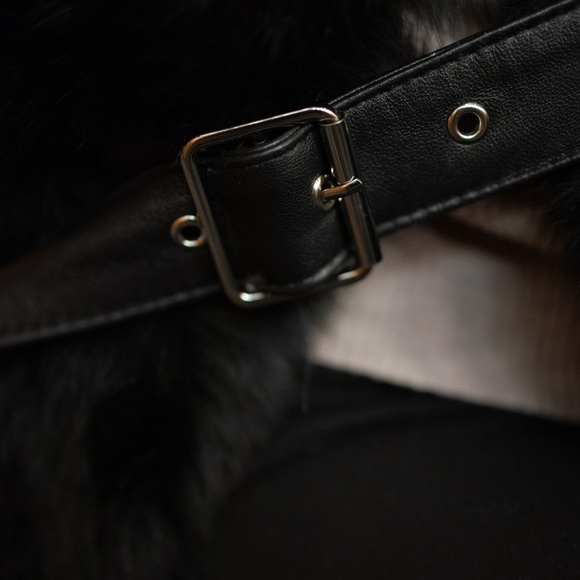 Custom blue fox vest with belt - Picture 2 of 4